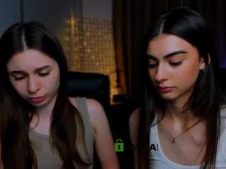 flora-ri webcam model stream image