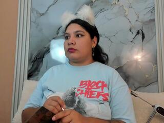 Akisha Fox webcam model stream image