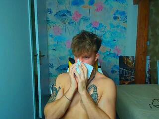 Levi Manning webcam model stream image