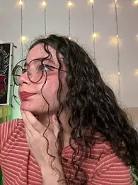 Antoniart_ webcam model stream image