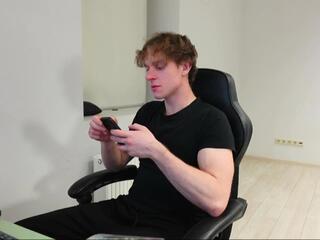 Charles Dreams webcam model stream image