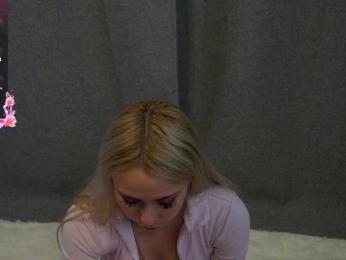 RosyCheeks1 webcam bongacams model stream image