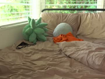 emma_ruby webcam model stream image