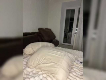 EvaDesire webcam model stream image