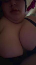 BeluuVv webcam model stream image