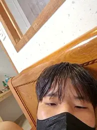 Tyyyggjju webcam model stream image