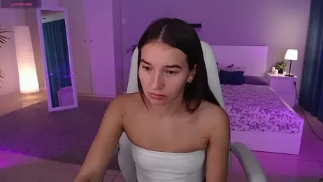 Bellla_Haddid webcam model stream image