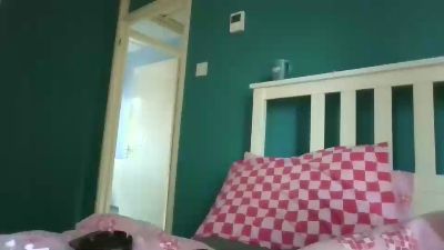 Lolapierce webcam model stream image