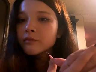 yaekowiede webcam model stream image