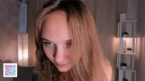 JolynnBurttram webcam model stream image