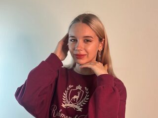 Kenya Tsuchiya webcam model stream image