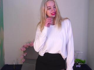 Kenya Tsuchiya webcam model stream image