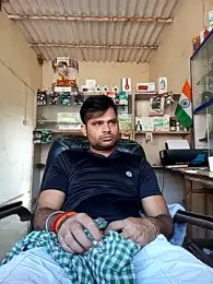 Priynkarani webcam model stream image