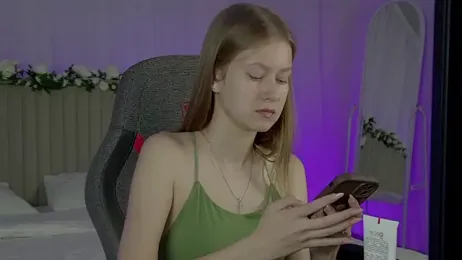 EveMundie webcam model stream image
