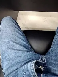 Frinky_999 webcam model stream image