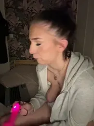 Leanna92ii webcam model stream image