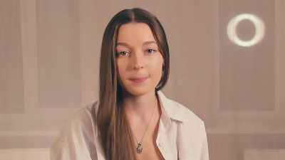 LorriSchrimsher webcam model stream image