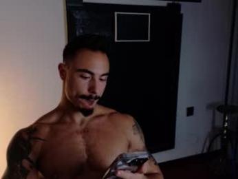 master_lukass webcam model stream image