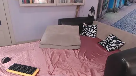 Kiratssweety webcam model stream image