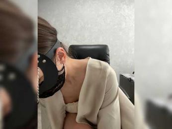 Mini-mi webcam bongacams model stream image