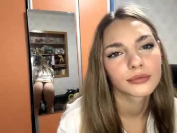 pricillahoinacki webcam model stream image