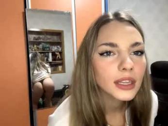 pricillahoinacki webcam model stream image