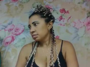 leatiana webcam model stream image