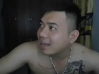 Lin-Aly webcam model stream image