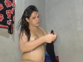bellalovesherfellas webcam model stream image