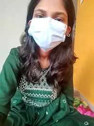 Shivani2002 webcam model stream image