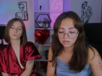 kendall_peach webcam model stream image