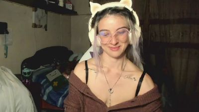 cata__s webcam cam4 model stream image