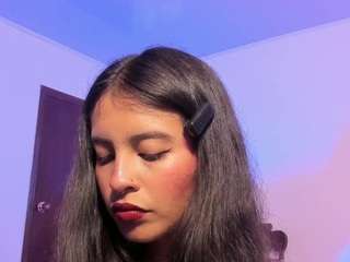 elenna-salvatoree webcam model stream image