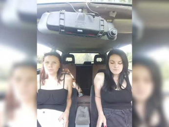 Eva-AND-Lika webcam model stream image