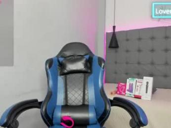 scarletcherry18 webcam model stream image
