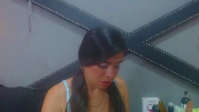EmilyOwen webcam model stream image