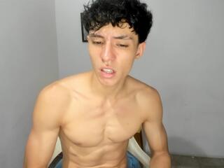 Enzo Slora webcam model stream image