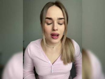 EllenSoftt webcam bongacams model stream image