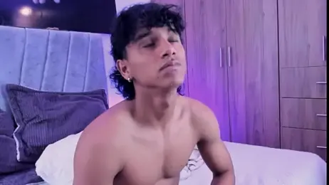 ZYZZ1312 webcam stripchat model stream image