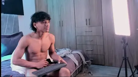 ZYZZ1312 webcam model stream image