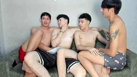 pelusos_mens webcam stripchat model stream image