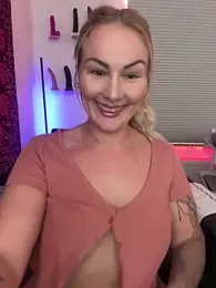 NastyMilf_ webcam model stream image