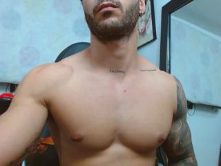 Ethan G webcam flirt4free model stream image