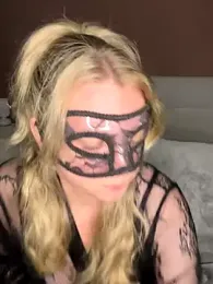 Cherrycolada webcam model stream image