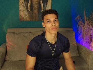 Kleyton Jones webcam model stream image