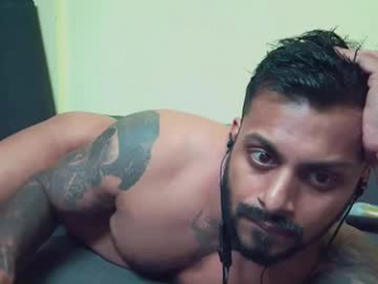 7inchairyuncutindianhunk webcam model stream image