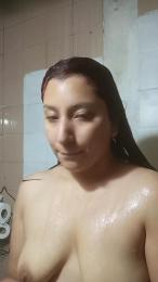 katuchiii webcam model stream image