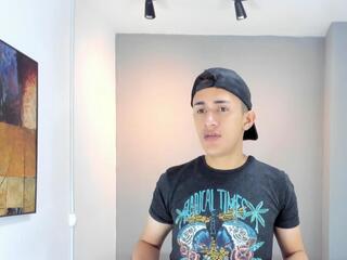 Niick Adams webcam model stream image
