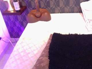 sharomross webcam model stream image