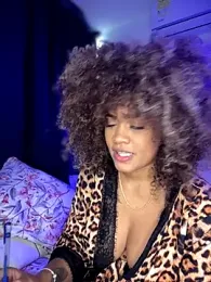 riri_brunnete webcam model stream image